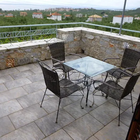 Ferienhaus αλωνι Riglia